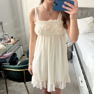 Klänning!  - Super söt klänning! Perfekt till sommaren 