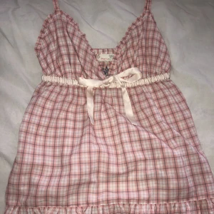 Odd molly - Säljer mitt fina odd molly linne i storlek 1 (xs/s?) 💘 den är använd ett fåtal gånger! 