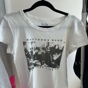 Brandy Melville t-shirt - Bra skick