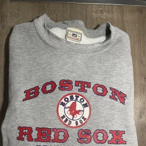Lee Sweatshirt  - Old School Boston Sweatshirt köpt i Usa för länge sedan så det är en original.  möts stockholm annars köpare står för frakt och paketering 