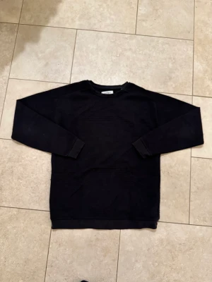 Lindbergh Sweatshirt - Fet Sweatshirt men passar inte längre, Storlek M passar L bra också