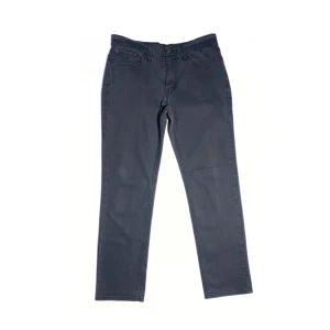 Levi’s 541  - Size: 34/34. Grå. Condition: Vintage. Alla jeans är uppmätta av oss! Har ni frågor eller funderingar är det bara slide DM, tveka inte!