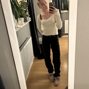 Bikbok jeans  - Säljer mina bikbok raka jeans få de inte kommer till användning längre🤍