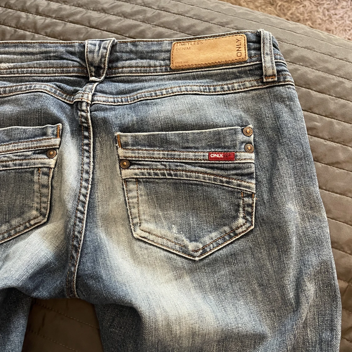 lågmidjade jeans - 91