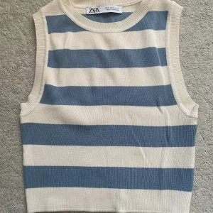 Zara Linne - Säljer detta linnet från Zara som inte kommer till användning. Endast använd fåtal gånger. Säljer för 50kr inkl frakt💘