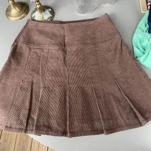 Kjol från hm - En brun kjol från hm