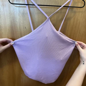 Lila linne💜 - Jätte mysigt och fint lila linne, helt oanvänt💗