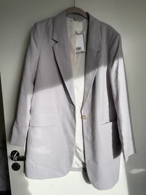 Oversized kavaj st S - Oanvänd kavaj storlek S, Oversized så passar S - XL