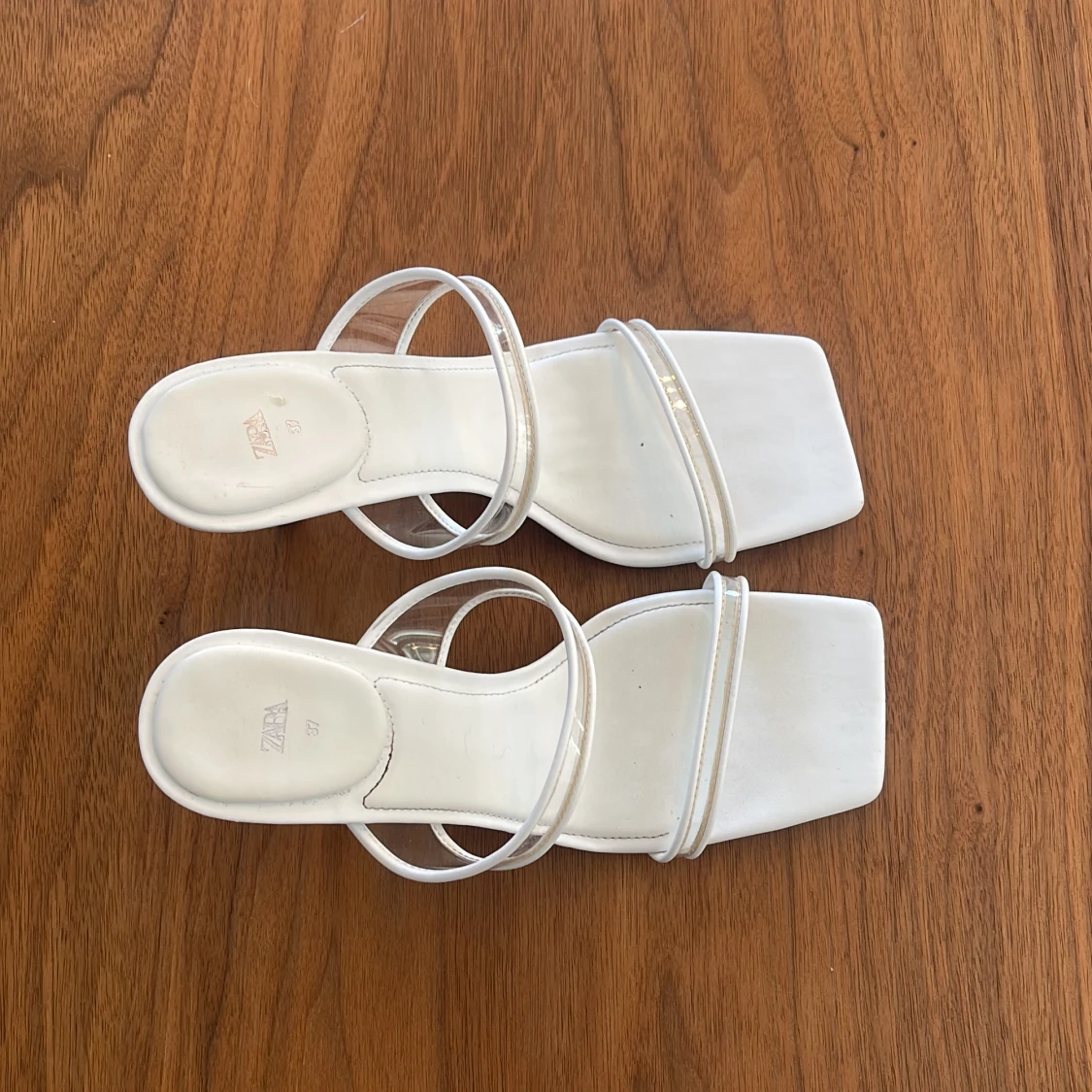 Klackar från Zara  - 90