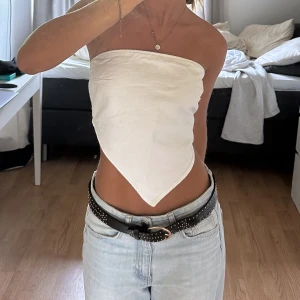 Topp - Vit topp från zara i jeans material