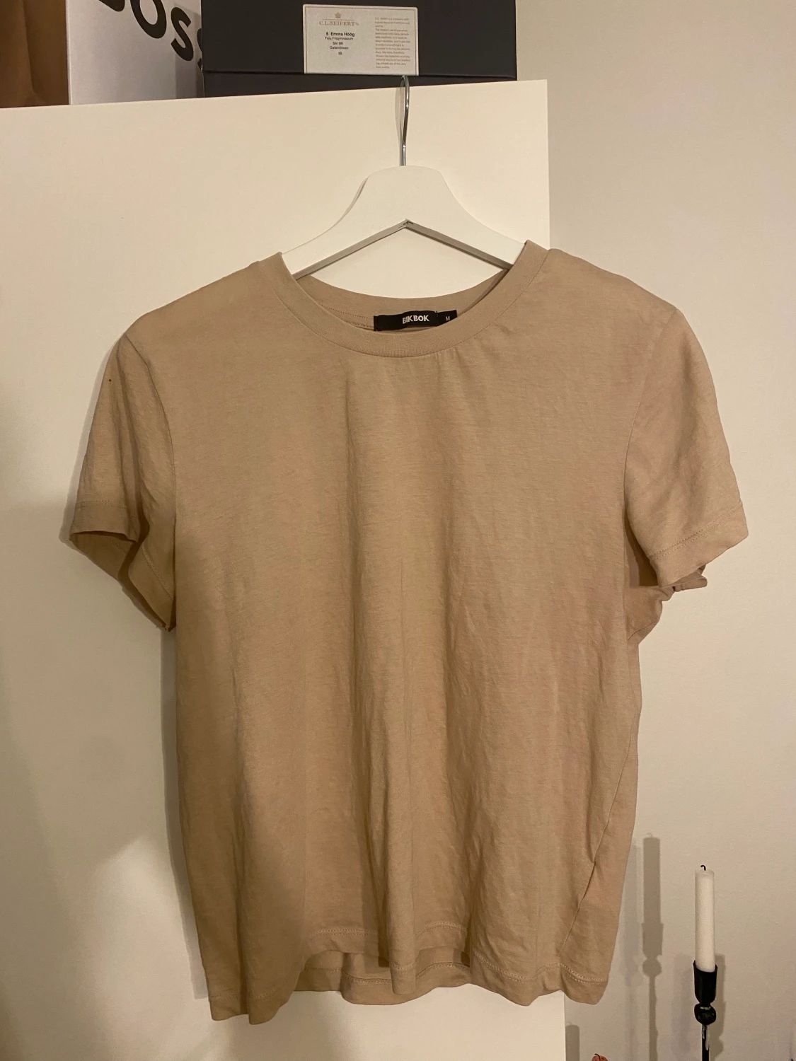T-shirt Bikbok
