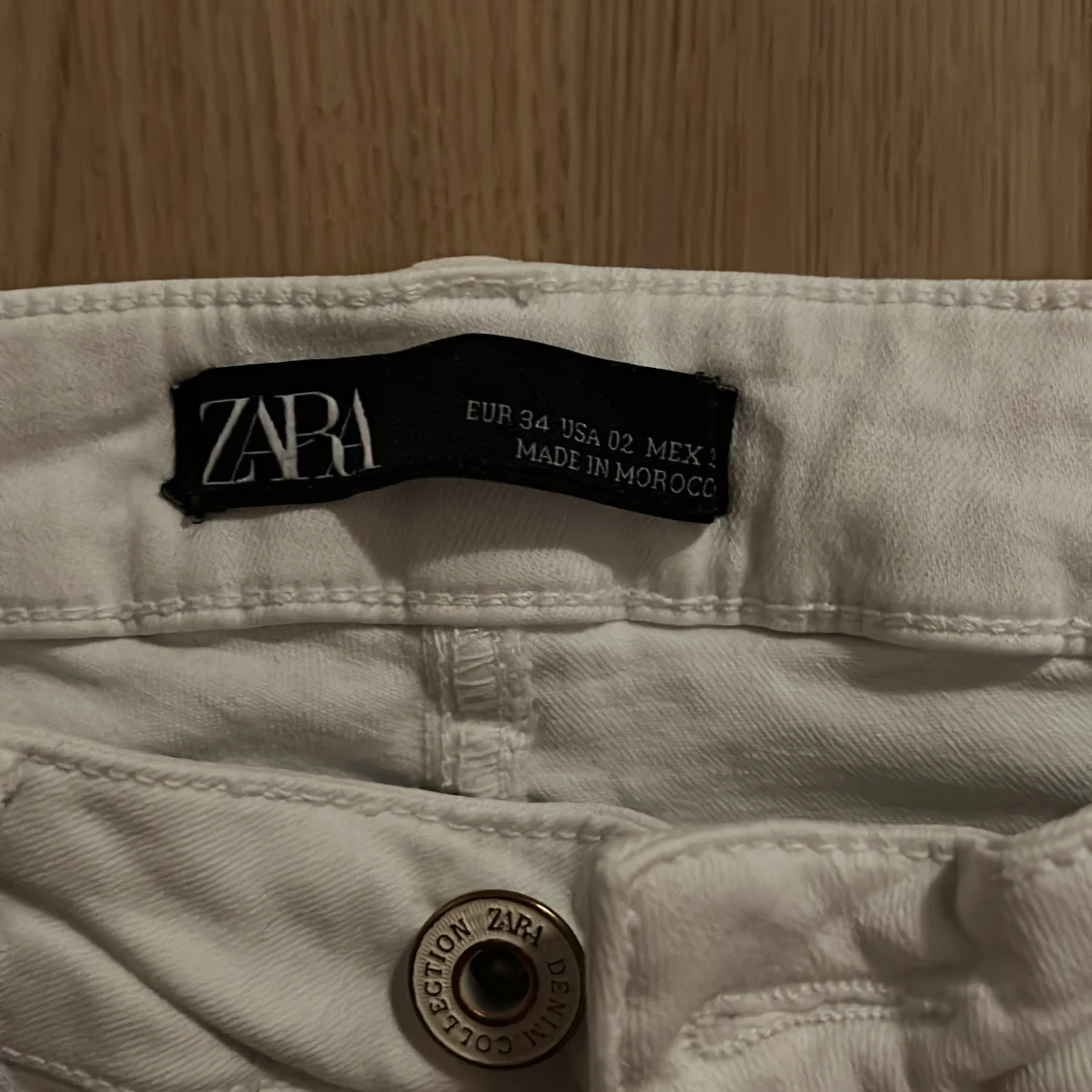 Vita jeans från zara - 90