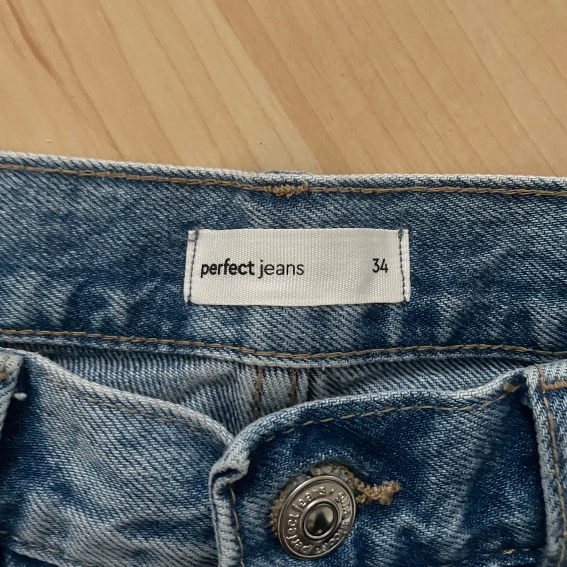 Jeansshorts från Gina Tricot - 1