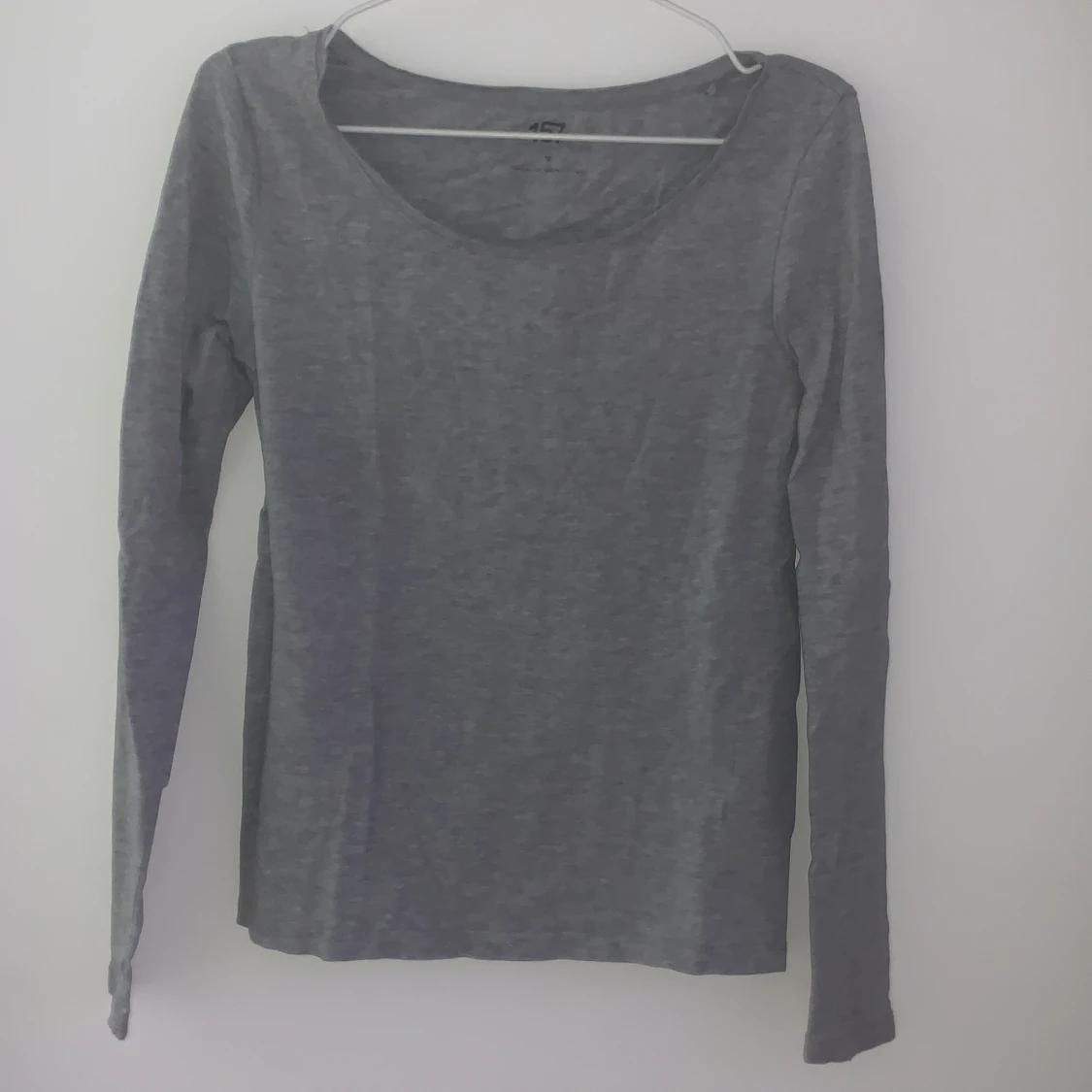 Grå långärmad tröja från 157