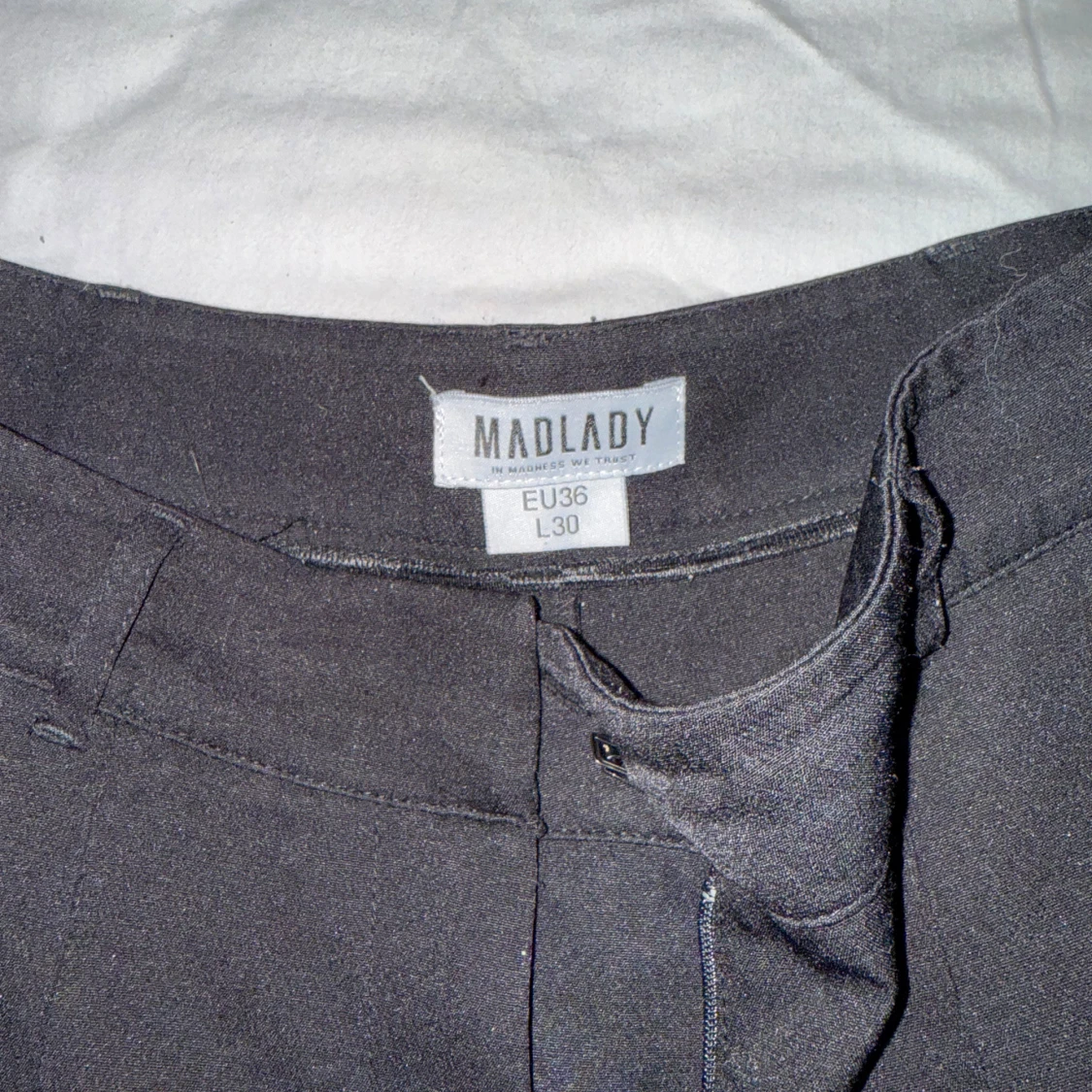 Svarta byxor från Madlady