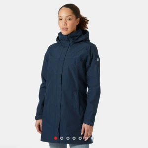 Mörkblå regnjacka från Helly Hansen - Säljer en stilren mörkblå regnjacka från Helly Hansen. Perfekt för segling osv. 