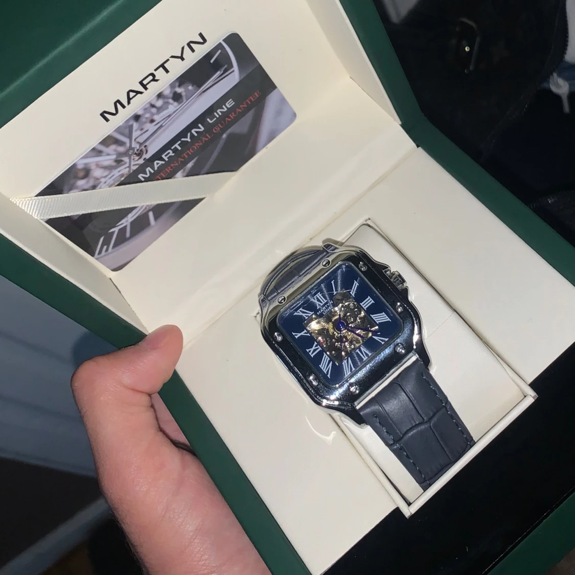 Martyn Line blå klocka med silverdetaljer - 1