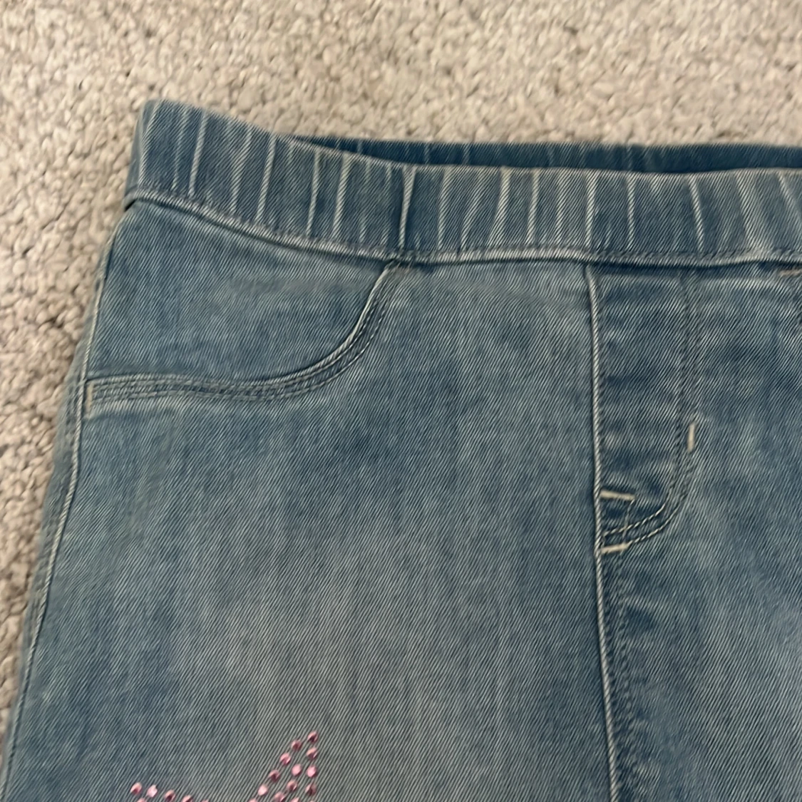 Jeanskjol med stjärnor och strass - 1