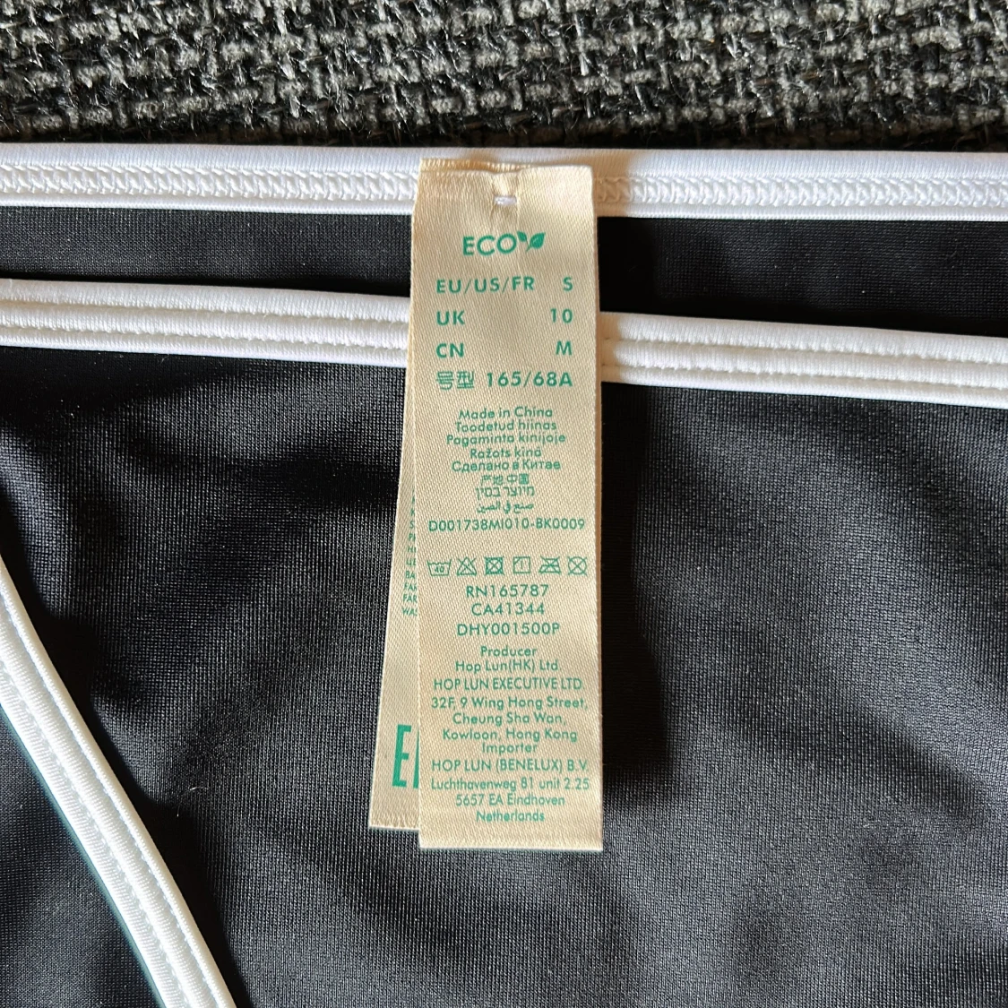 Två bikiniunderdelar från H&M och Eco - 2
