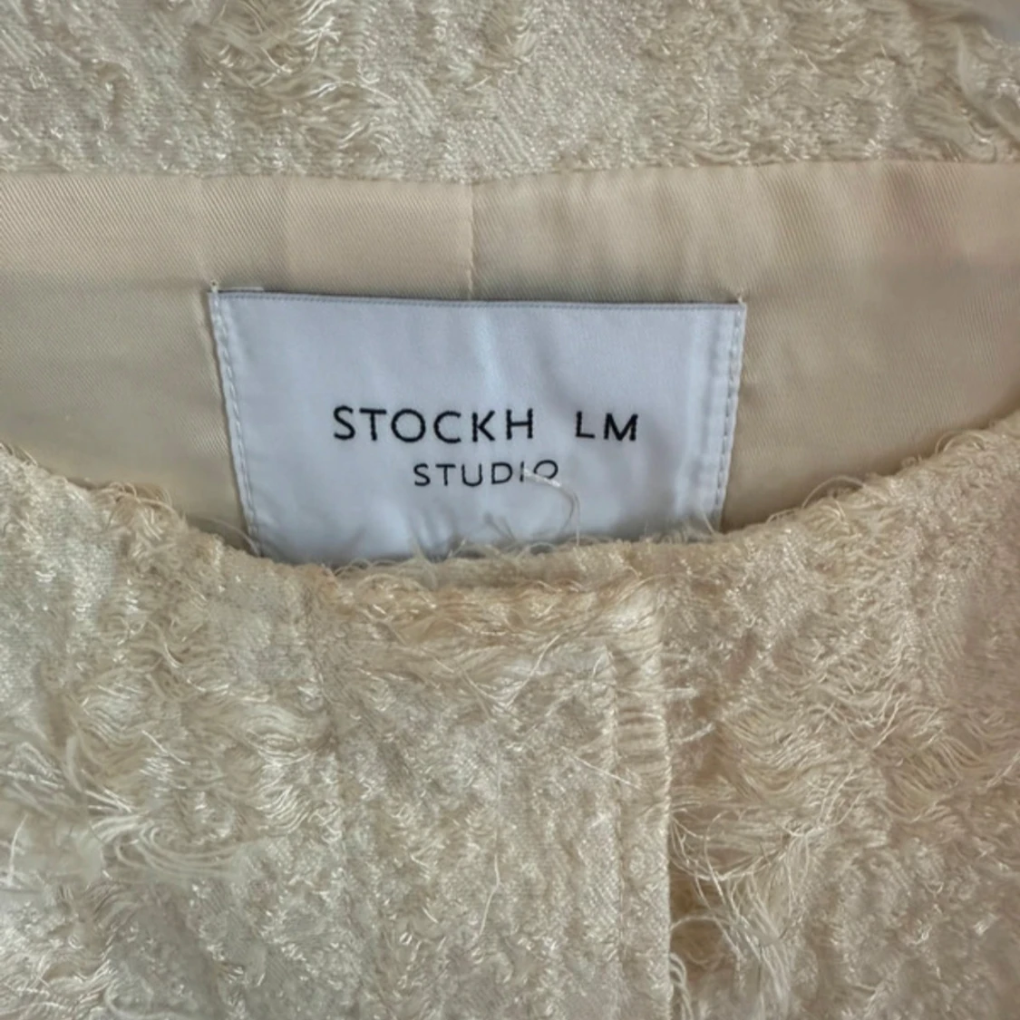 Beige overshirt från Stockh LM Studio - 3