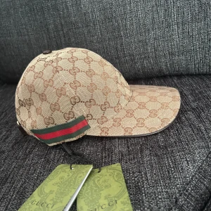 Keps gg - Helt ny oanvänd keps. Storlek S passar även M