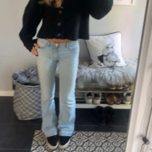 Lågmidjade jeans ZARA - så fina! säljs inte längre 💕💕