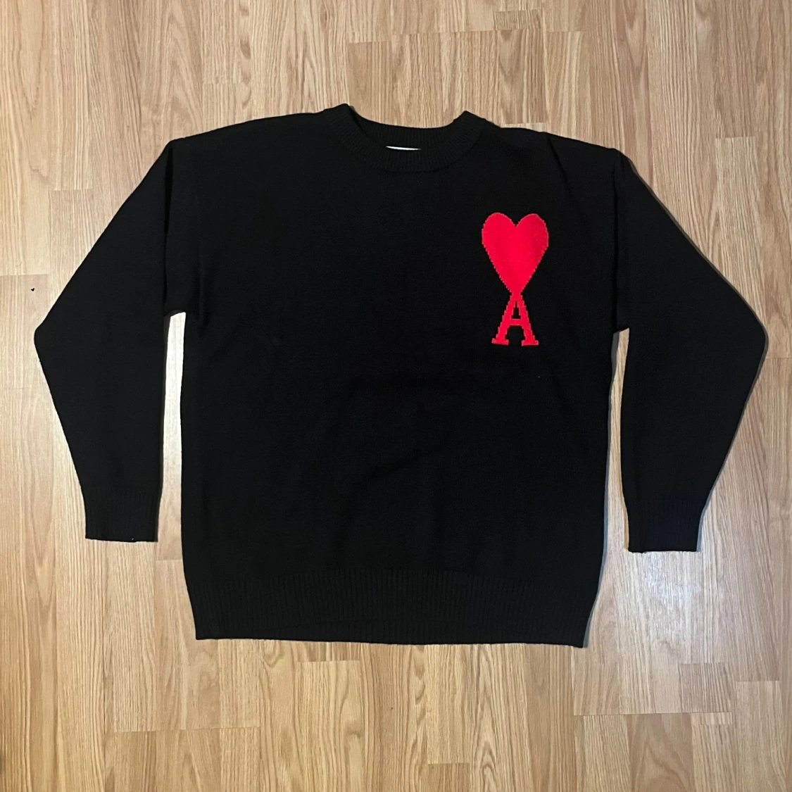Ami stickad tröja med hjärta - 3