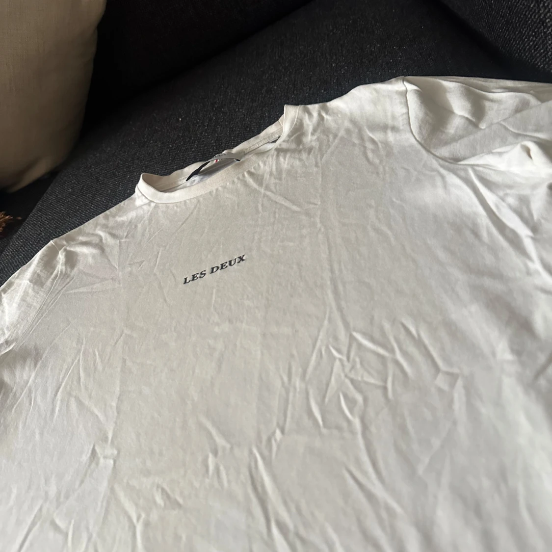 Vit t-shirt från Les Deux - 2