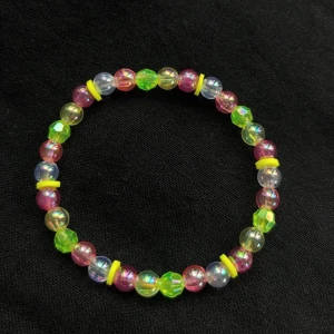 Armband - ARMBAND, 40:- 💖🐁💛⭐️  Omkretsen på min handled: 16 cm Omkrets på armband: 16,5 cm (passar mig)