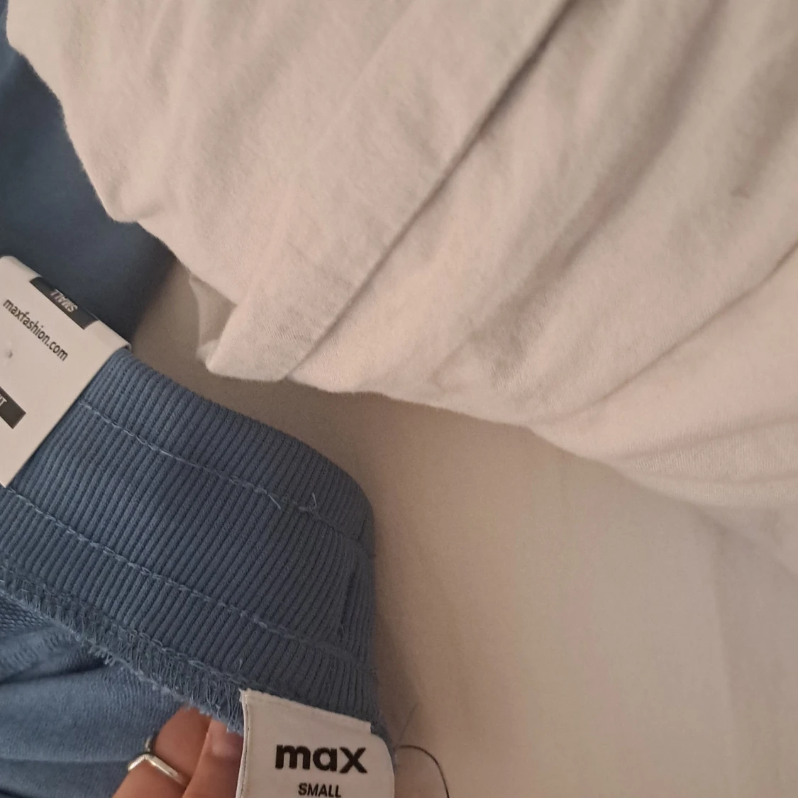 Blå mjukisbyxor från Max, strl S - 3