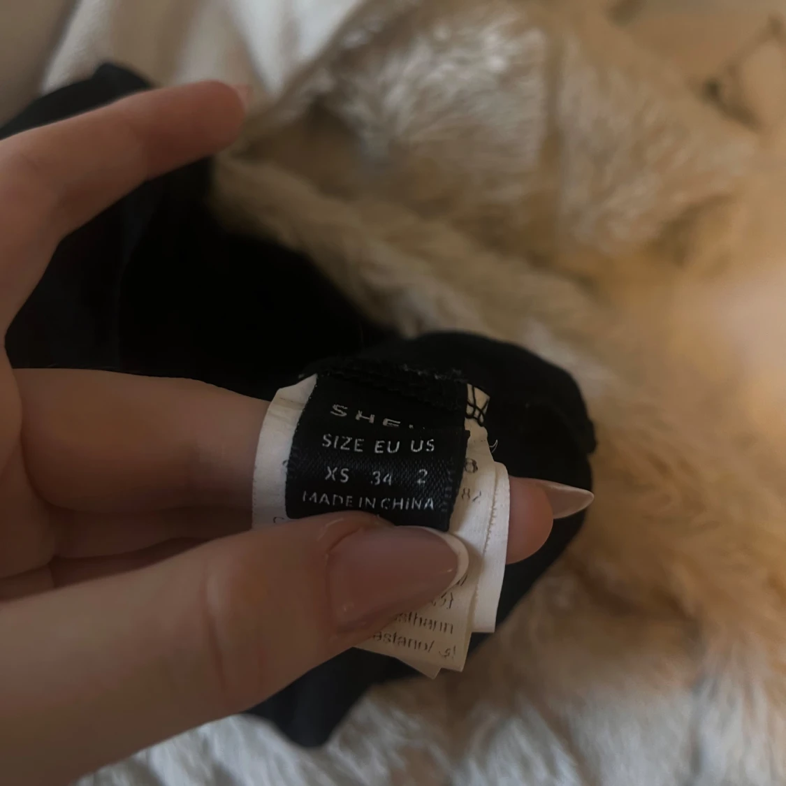 Topp med öppenrygg - 2