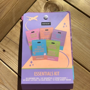 Sence kitt. - Ett kitt med 2x shower gel, shampoo & conditioner, 2x body lotion 2x hair mask och en face sheet mask.