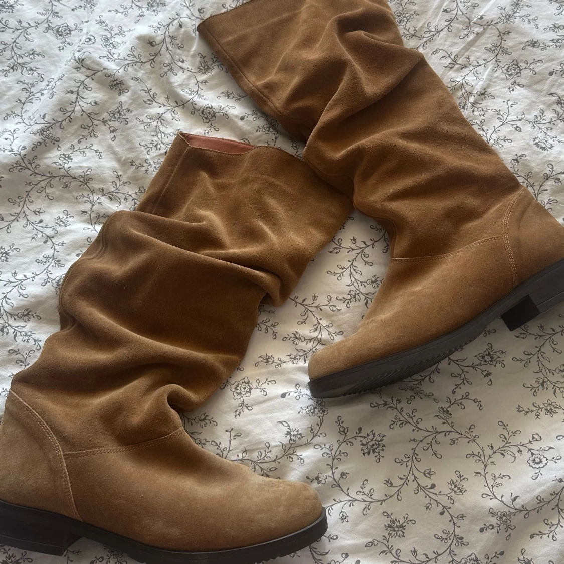 Bruna mockastövlar med platt sula - 2