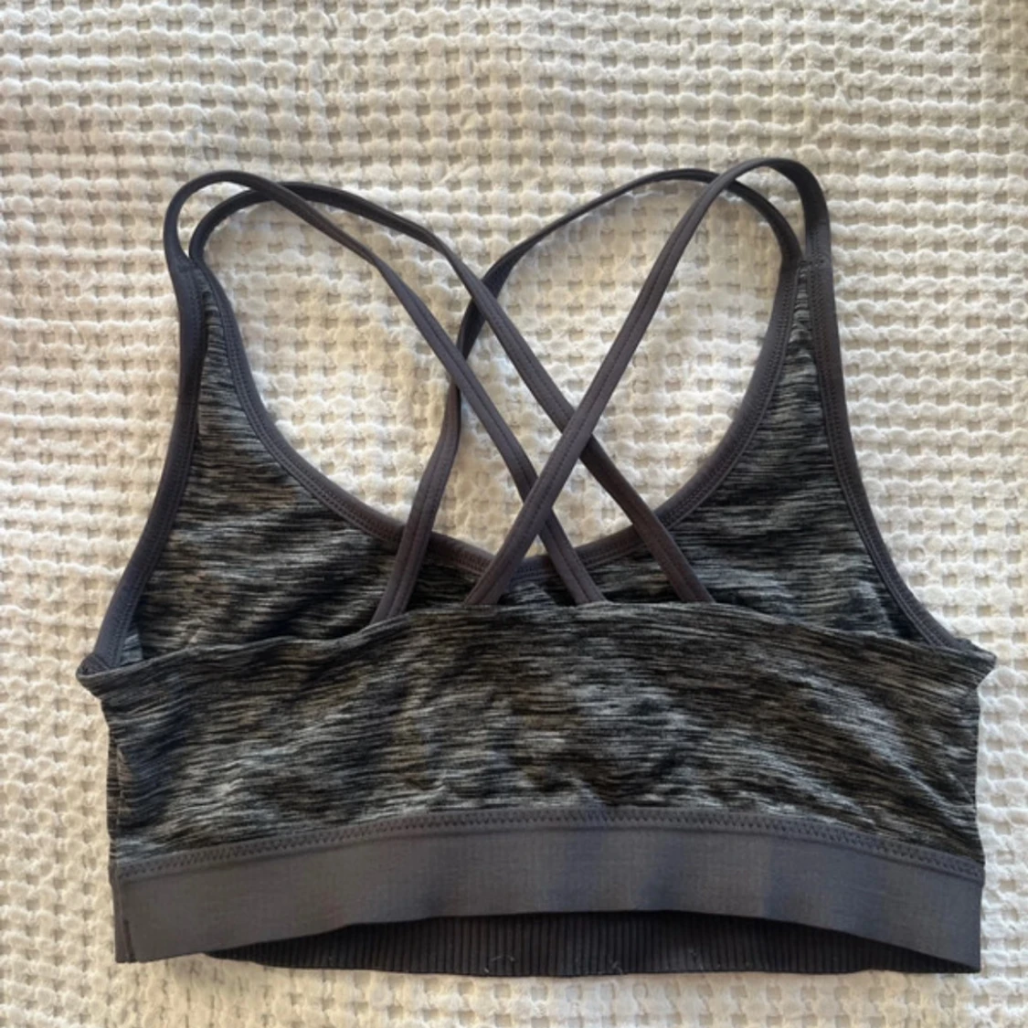 oanvänd sport bh! - 1