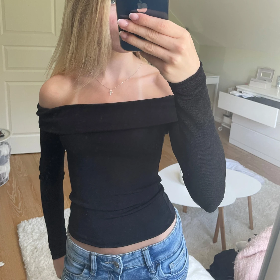 Svart offshoulder topp Gina Tricot XS - 3