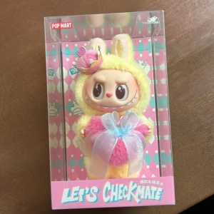 Labubu - Labubu ”Let’s CheckMate” oöppnad, ej skadad förpackning🤍