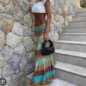 Zara långkjol - Perfekta strandkjolen i väldigt fint skick❣️