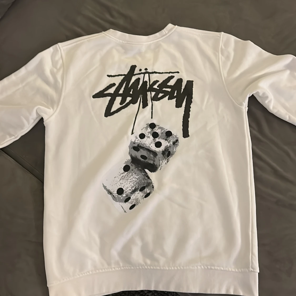 Vit långärmad tröja från Stüssy - 1