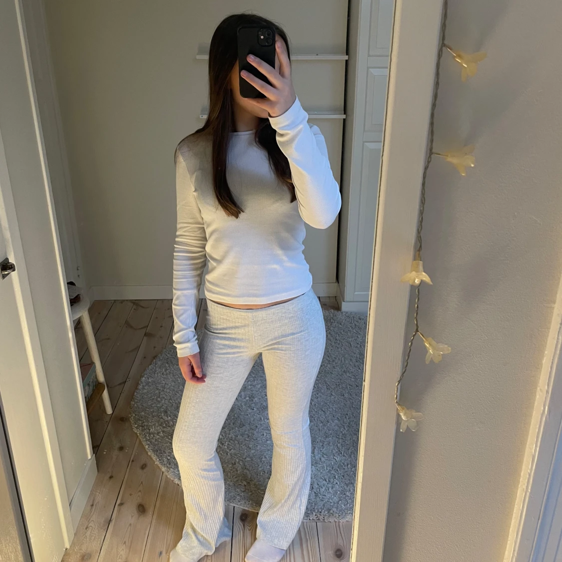 Vita ribbade byxor - 2