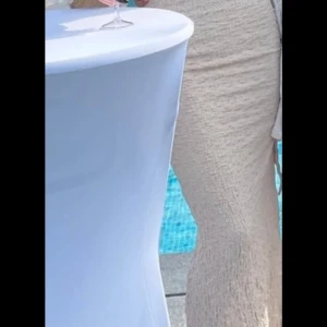 Beige klänning - Klänning från NAKD, storlek S, stretchig, använd 1 gång.  