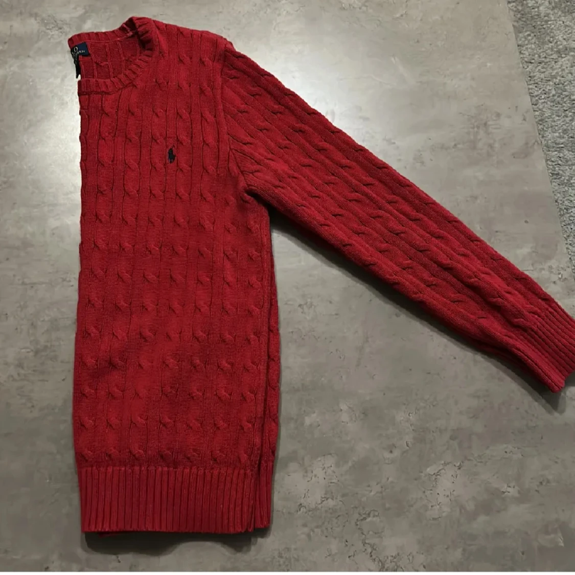 Röd kabelstickad tröja från Polo Ralph Lauren - 1