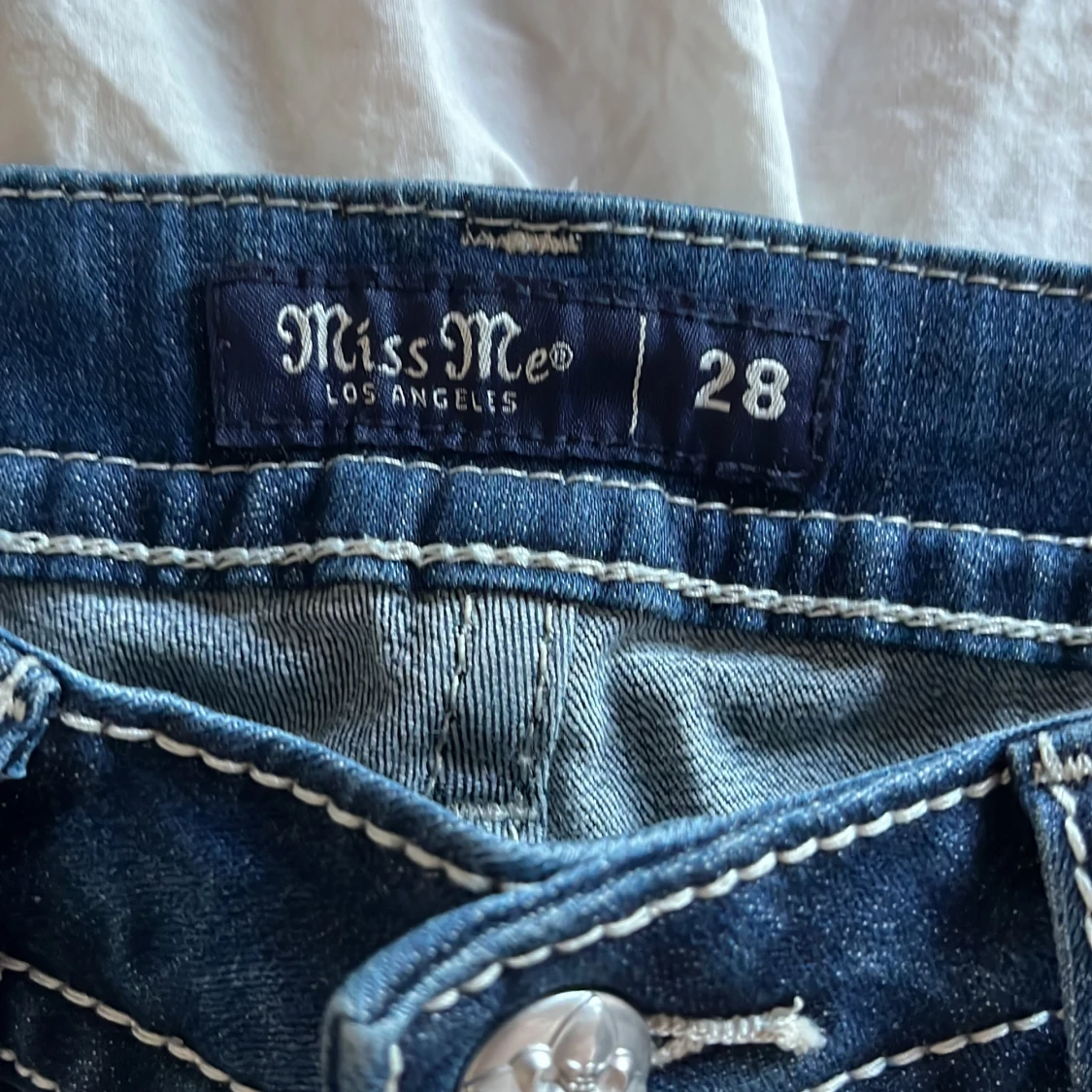 mid-rise flare miss me jeans - 4