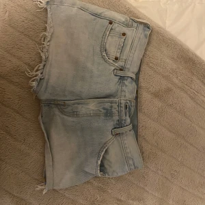 Levis jeans shorts ljusblåa - Sitter bra i rumpan🙏