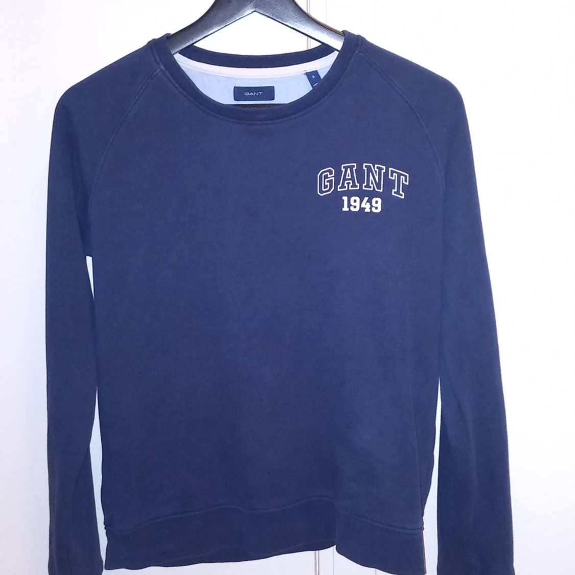 Mörkblå tröja från Gant