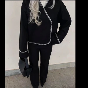 Gina tricot- blanket stich jacka  - Perfekt inför våren 💕