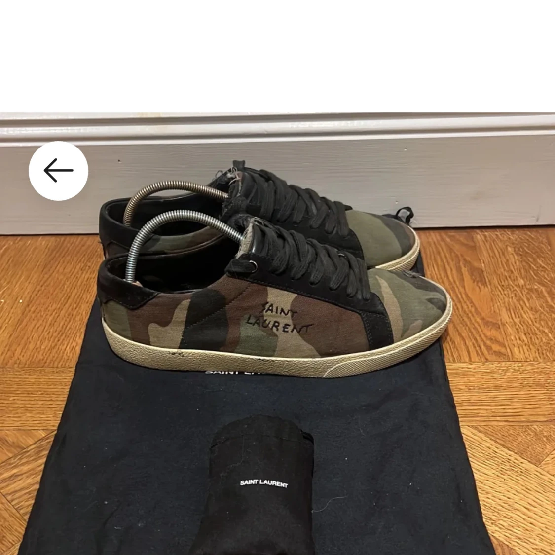 Camouflage sneakers från Saint Laurent