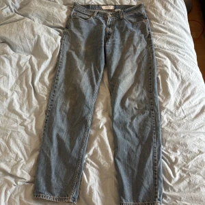 Vintage Jeans Levi’s  - Midja 34 Längd 34. I bra skick, snygg färg.