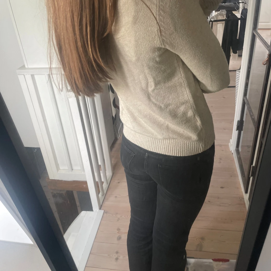 Beige stickad tröja - 1