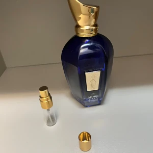 Xerjoff more than words - Xerjoff more than words. En fin parfym, skulle nog bäst passa för dejt. Säljer i små dekanter. 10ml-170kr, 5ml-109kr, 3ml-69kr