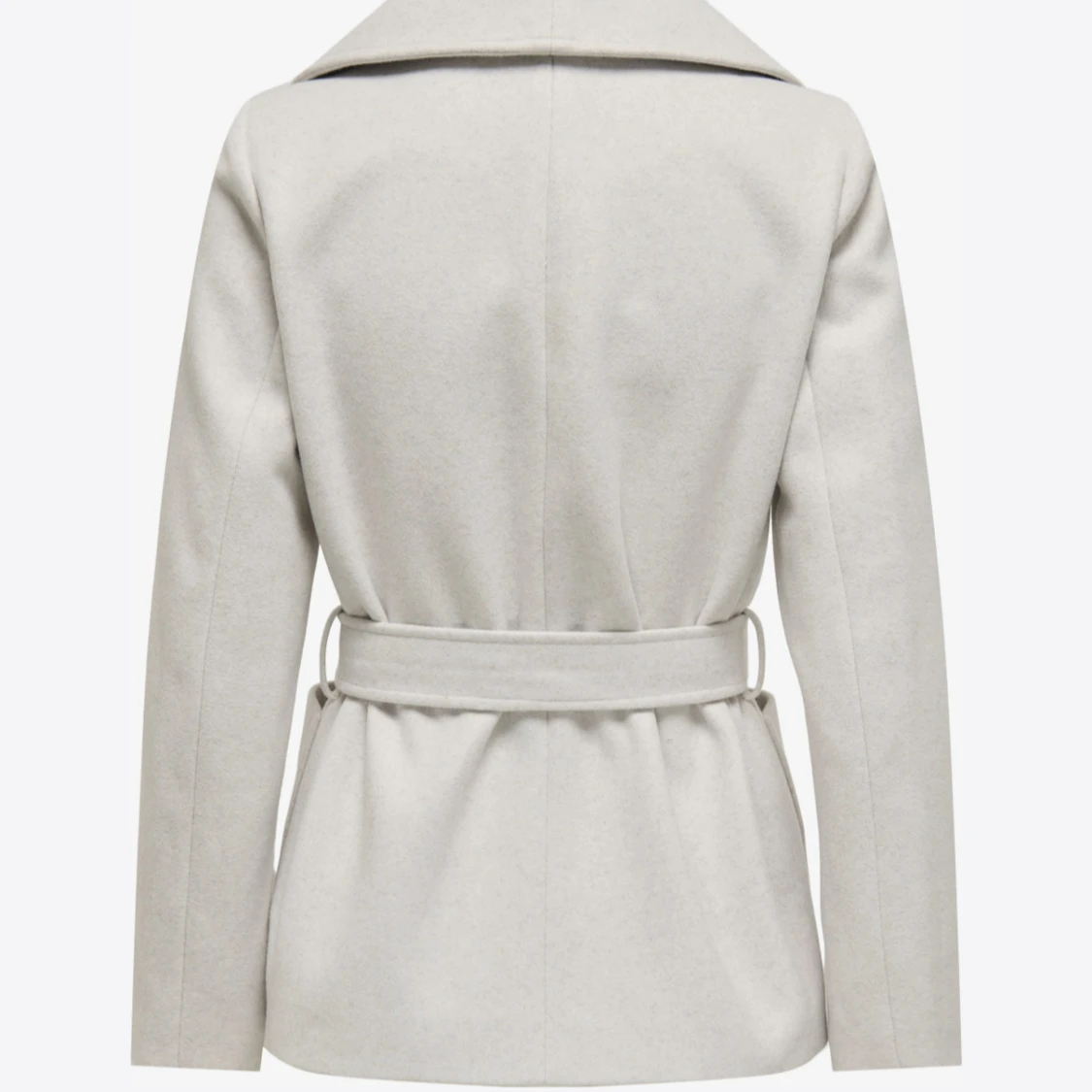 Ljusgrå kappa med bälte från ONLY - 1